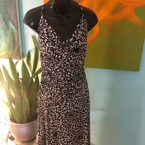 NuEva Sundress-designed to flatter!